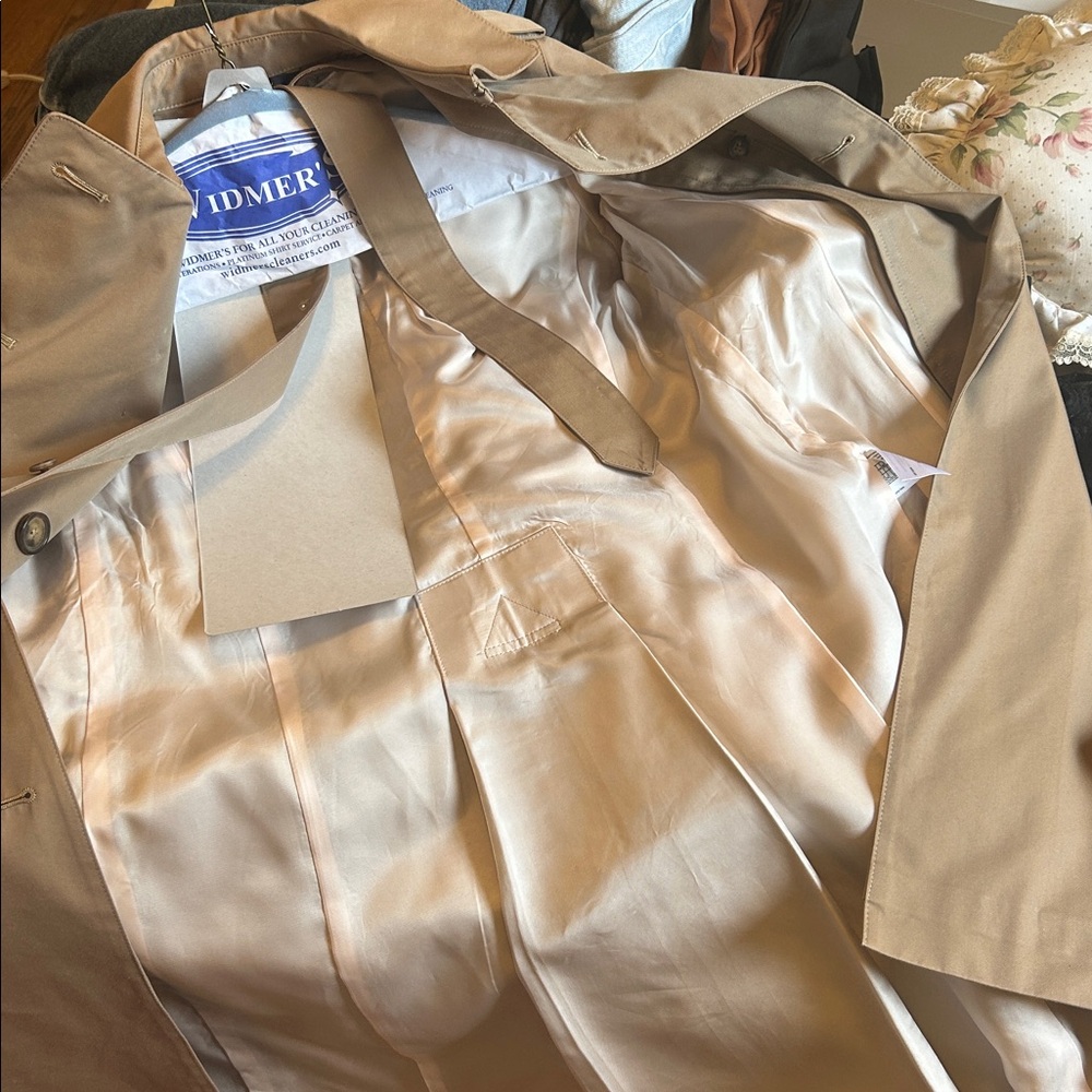 Brooks Brothers Tan Trench Coat - Picture 5 of 6